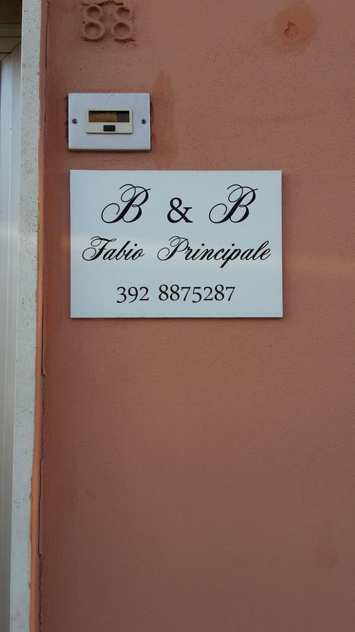 Affittacamere Di Fabio Principale タルサノ エクステリア 写真